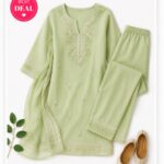 Myx Women's Embroidered Anarkali Kurta Set with Organza Dupatta